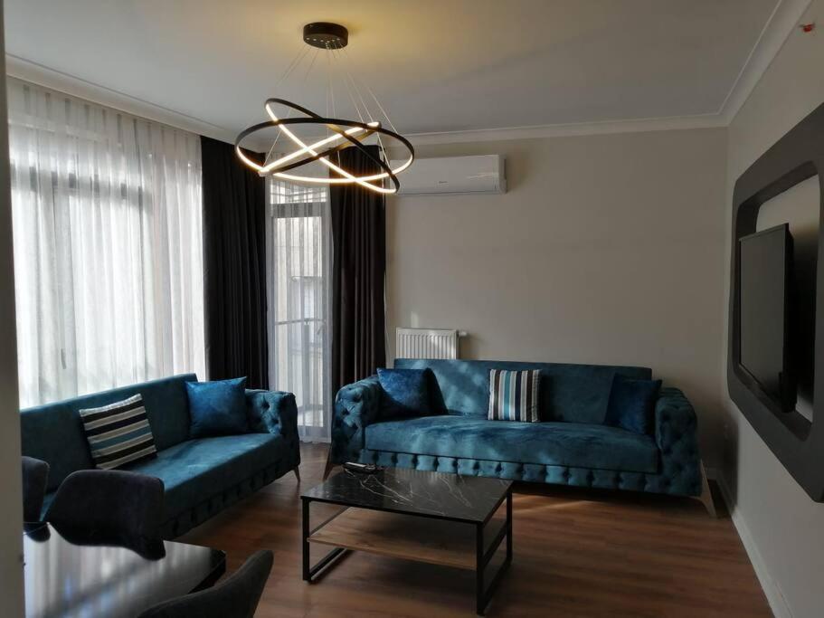 Şişli Apartment, 2 bedrooms, 250 m metro, New Modern Residence Istanboel Buitenkant foto